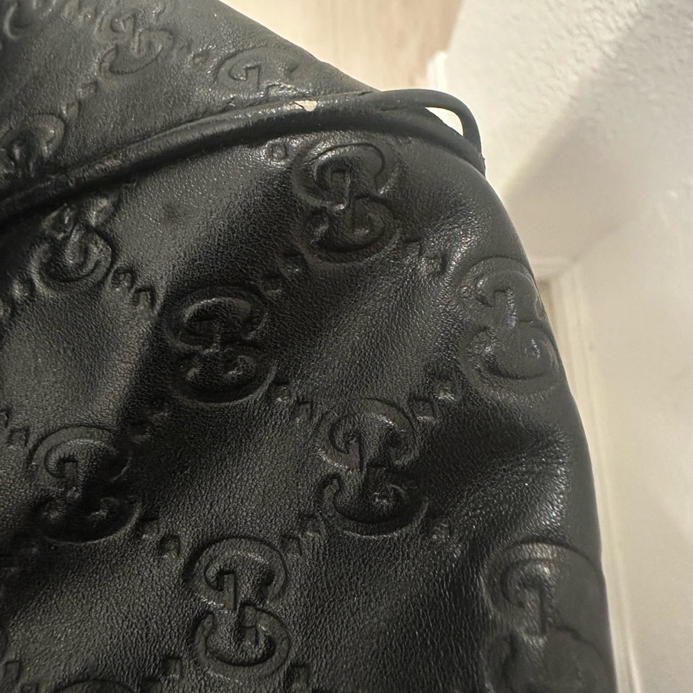 Vintage Gucci Black Embossed Leather Bag - Picture 6 of 7